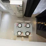 Silver Apartman *